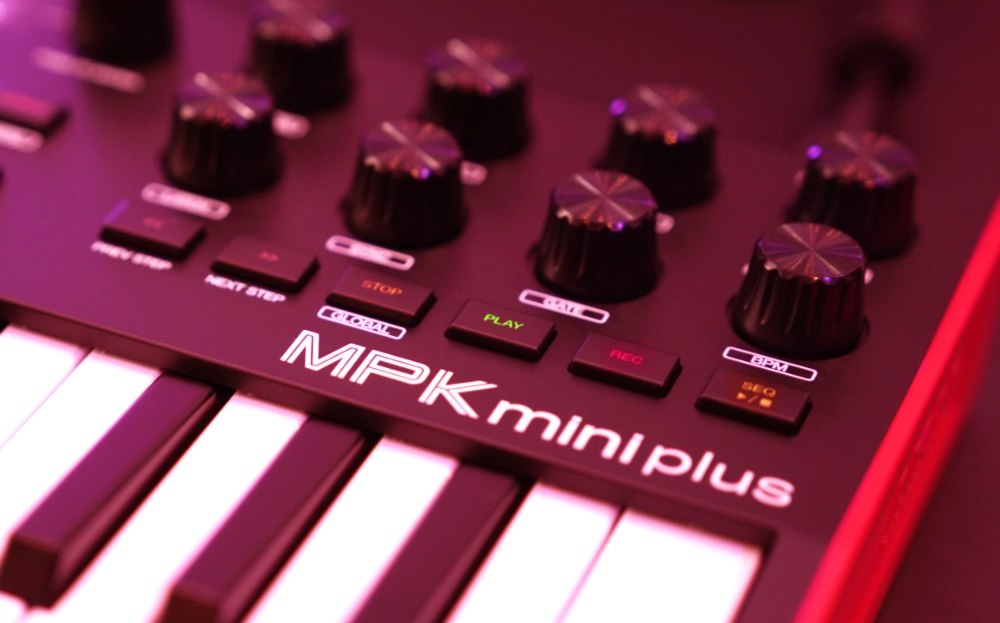 MPK Mini Plus: AKAI launches new 37-key controller